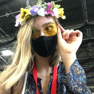 Meet your Posher, Alaina